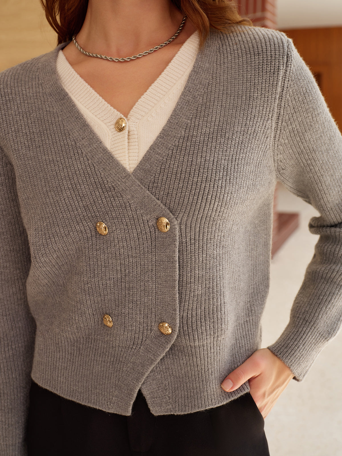 Lena | 2 in 1 Kurzer Cardigan mit Knöpfen