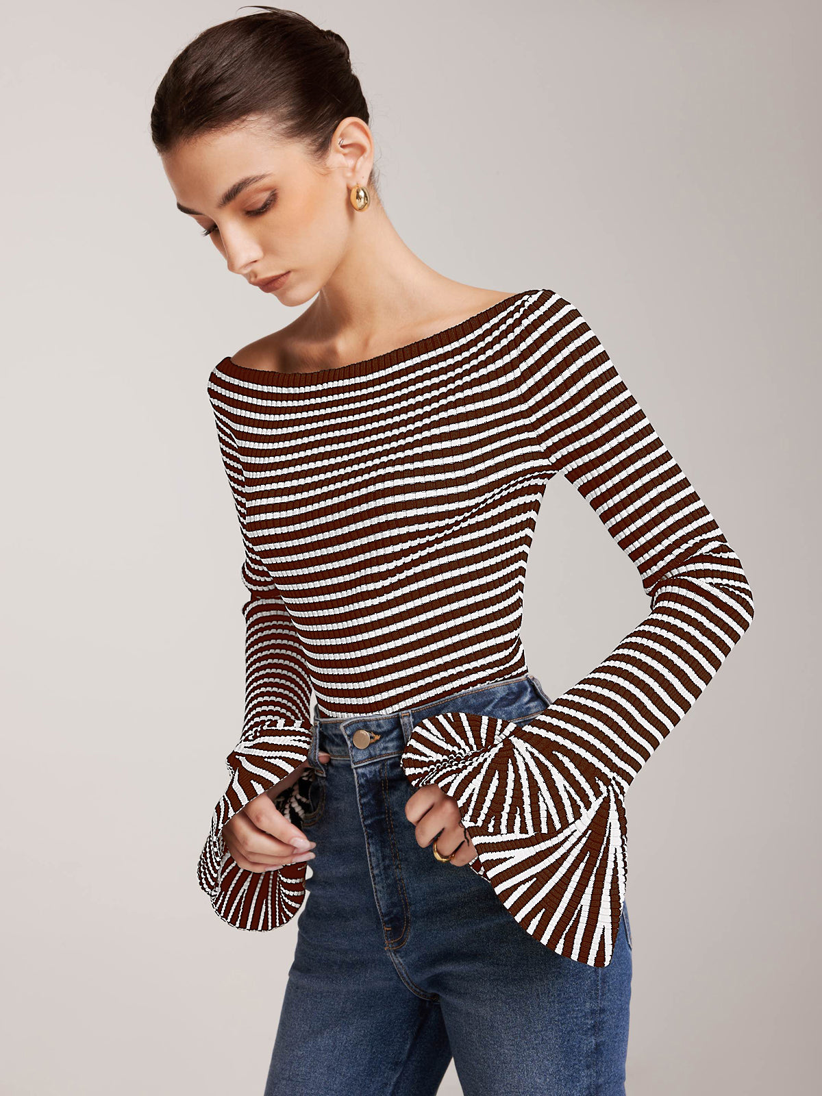 Laura | Gestreiftes Stricktop mit Rüschensleeves