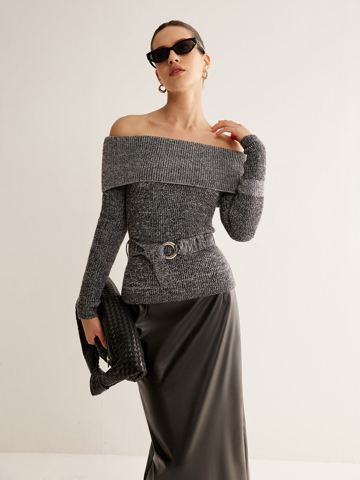 Clara | Off-Shoulder Pullover mit Gürtel