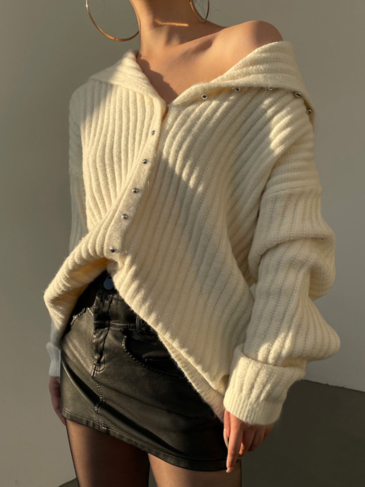 Emilia | Eleganter Knopf-Cardigan