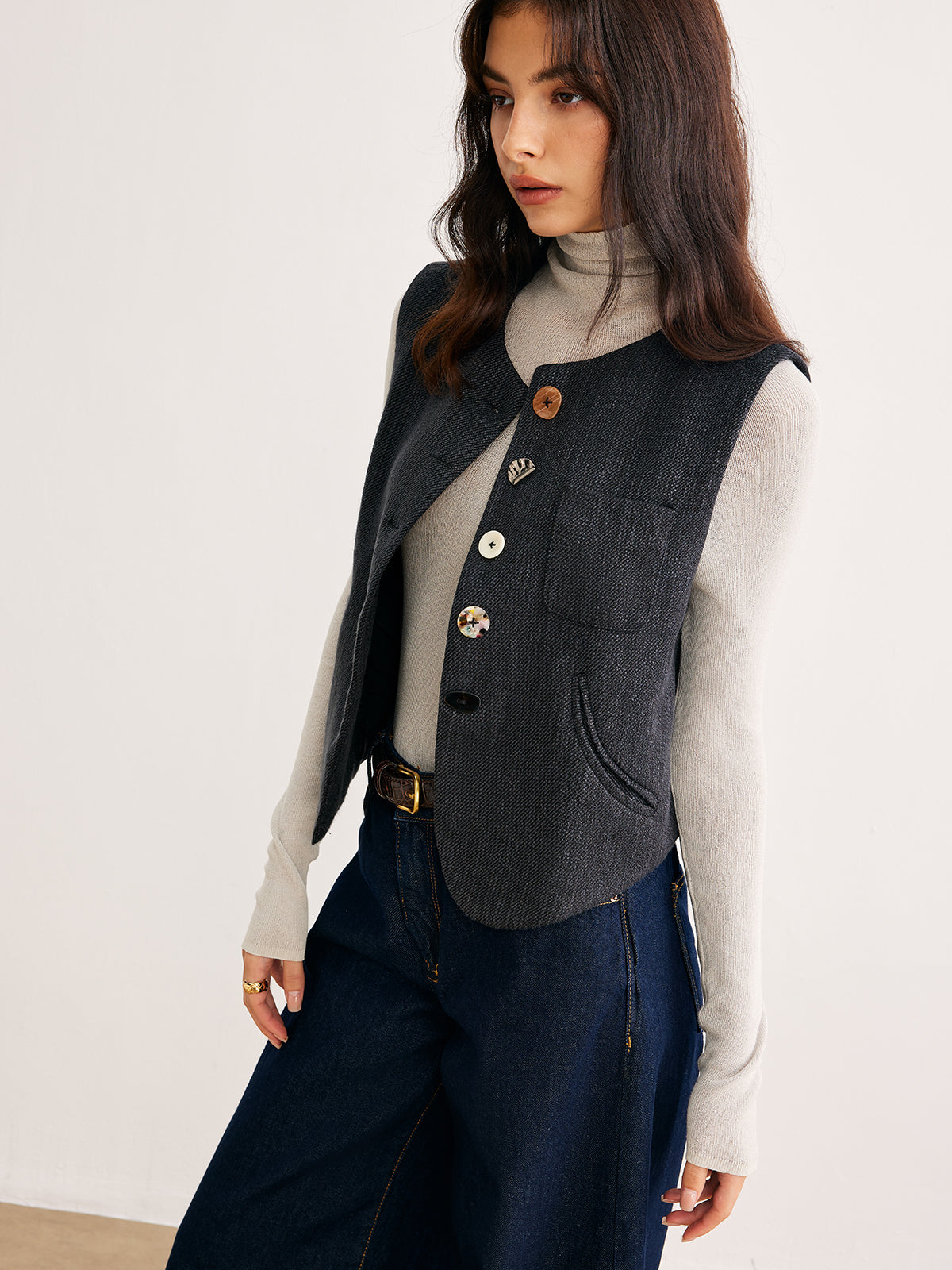Clara | Geometrische Knopfweste
