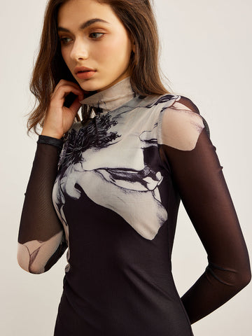 Sophie | Elegantes Maxikleid mit Druck und hohem Kragen