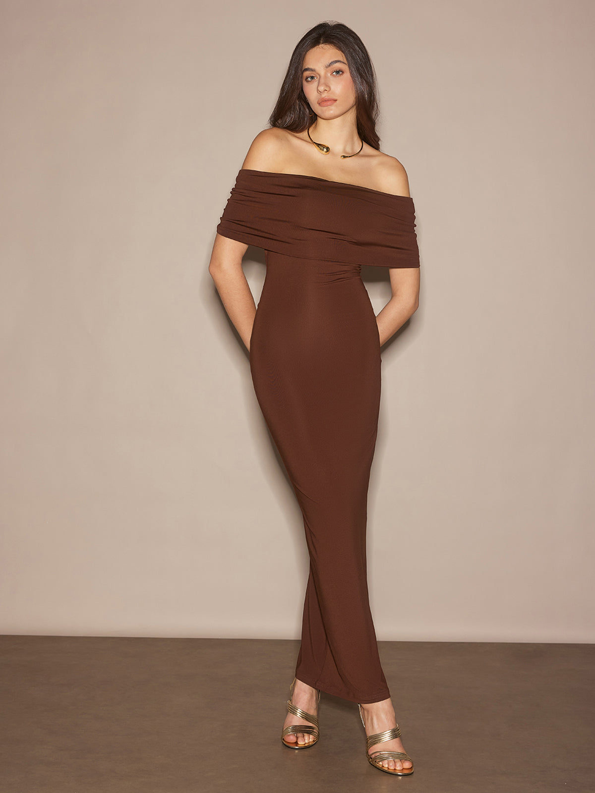 Lisa | Elegantes Off-Shoulder Maxikleid