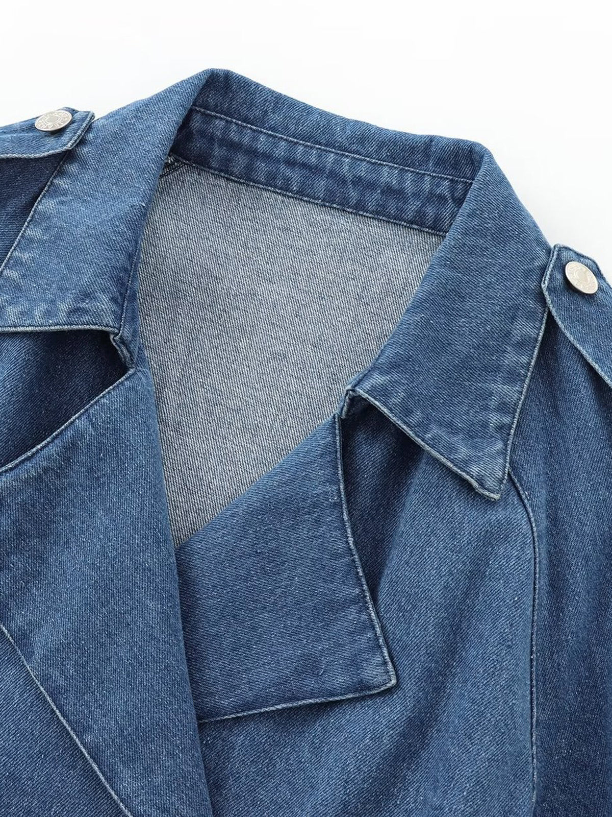 Lena | Minimalistische Taillierte Jeansjacke mit Gürtel