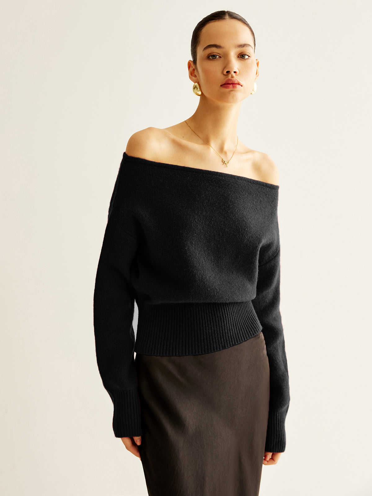 Melina | Eleganter Cold-Shoulder Pullover