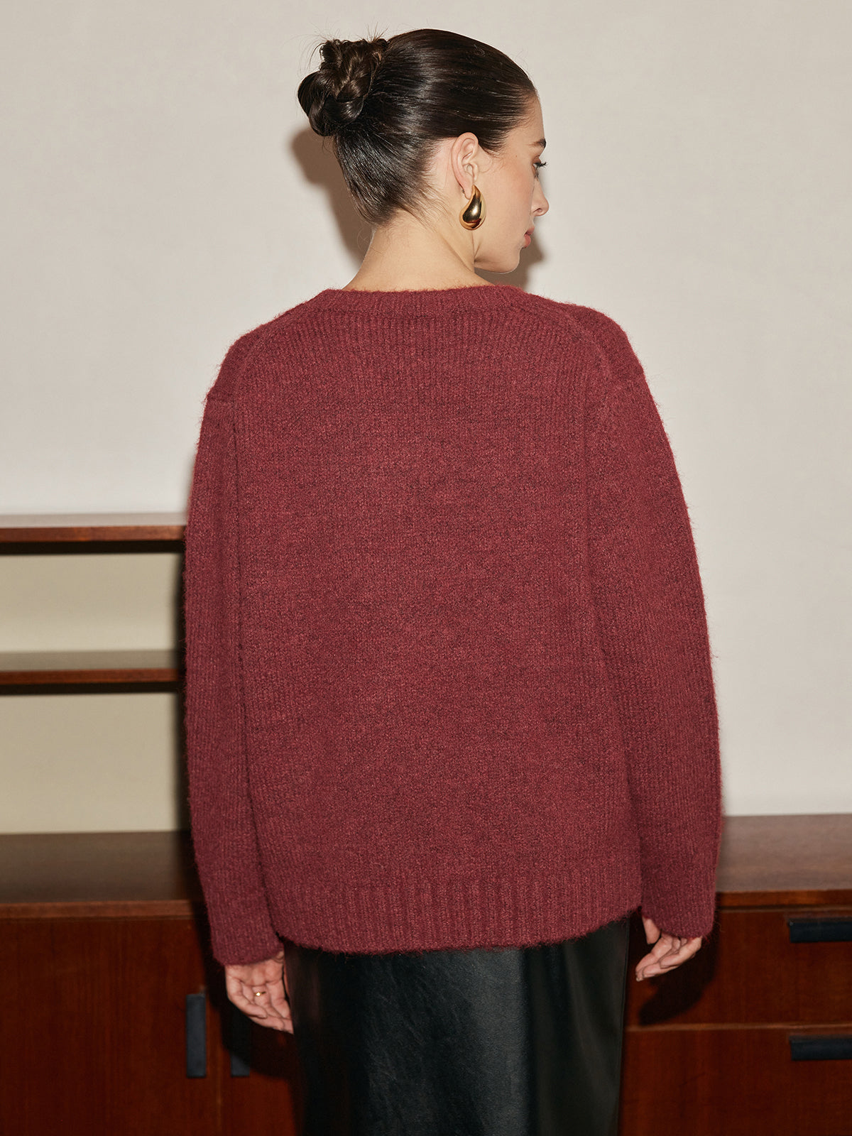 Max | Modischer Wollmischpullover mit anpassbarem Schal