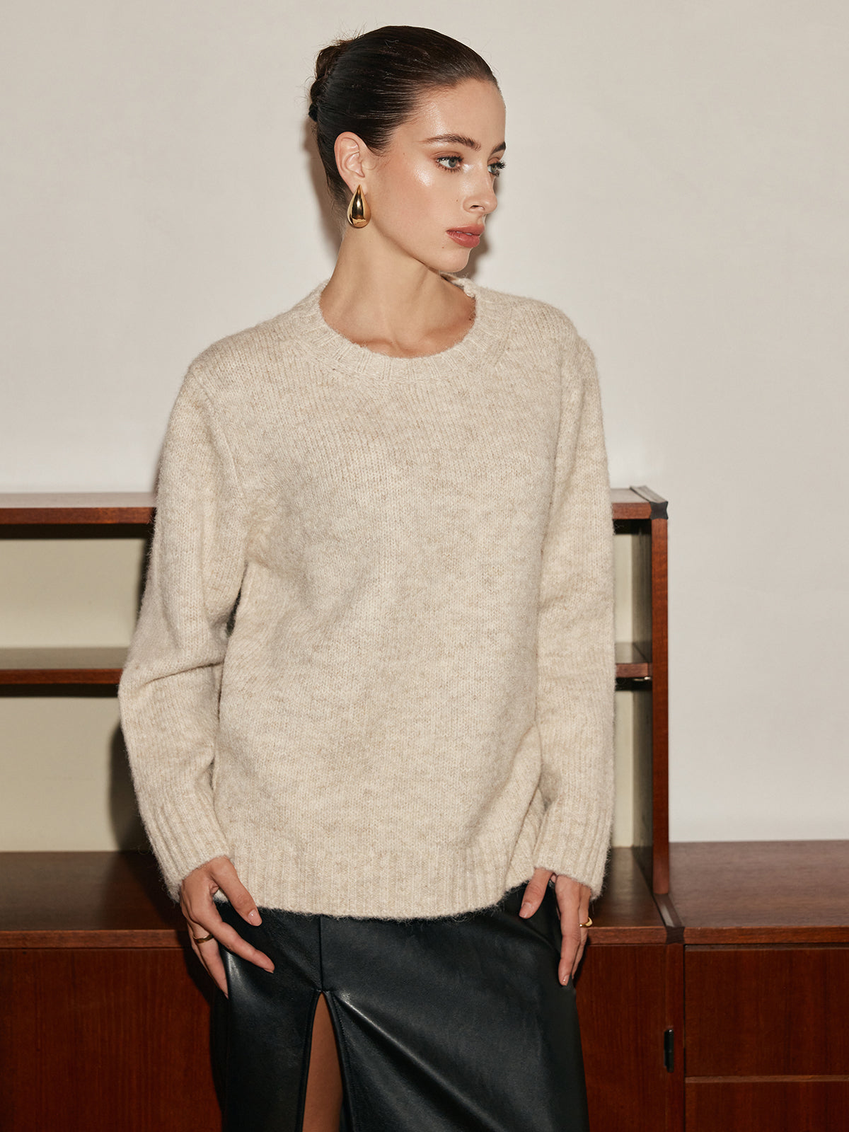 Max | Modischer Wollmischpullover mit anpassbarem Schal