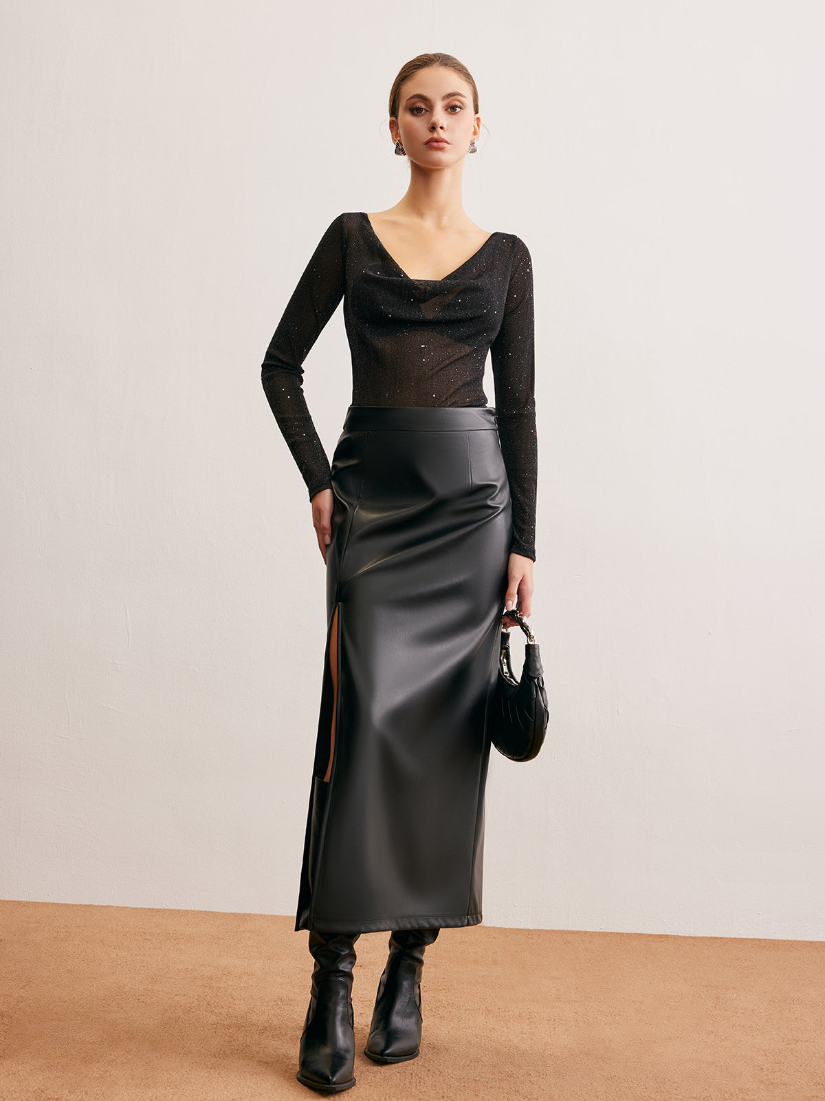Lisa | Glitzernde Bluse mit Cowl Neck