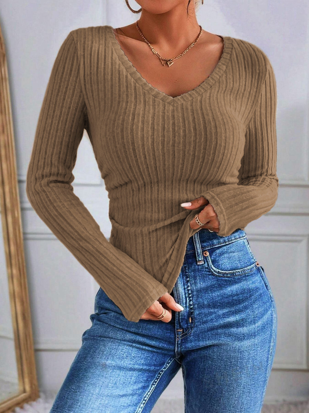 Vicky | V-Ausschnitt Rippstrick Bluse
