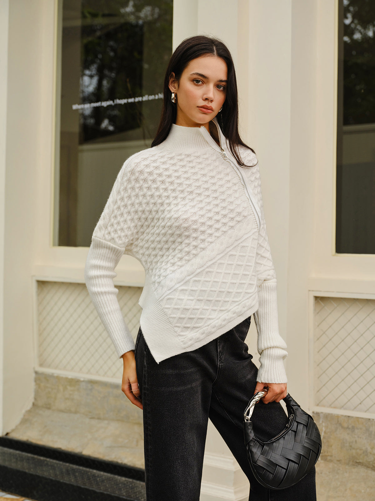 Max | Asymmetrischer Pullover mit Reißverschluss