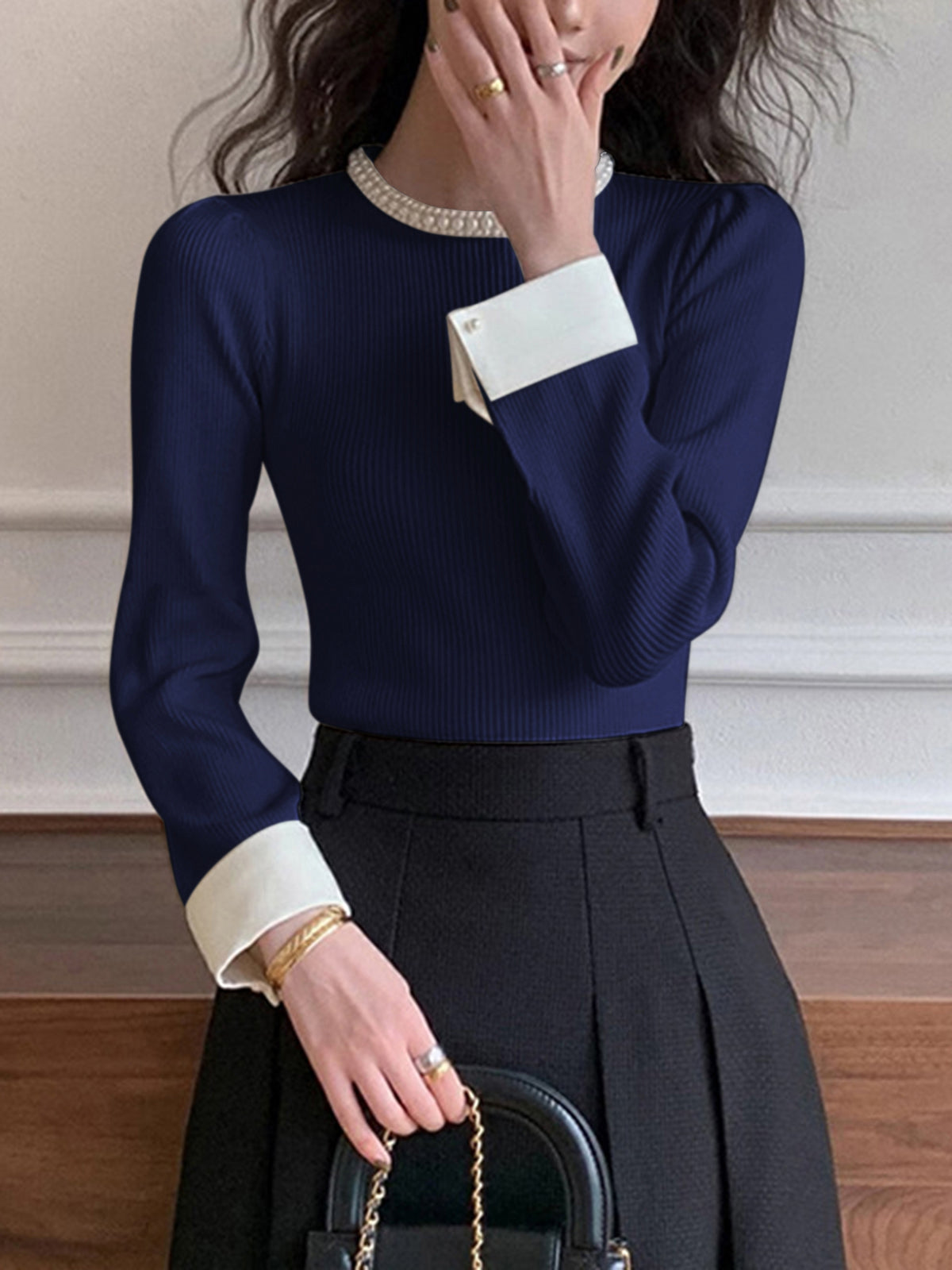 Emilia | Eleganter Pullover mit Perlendetails