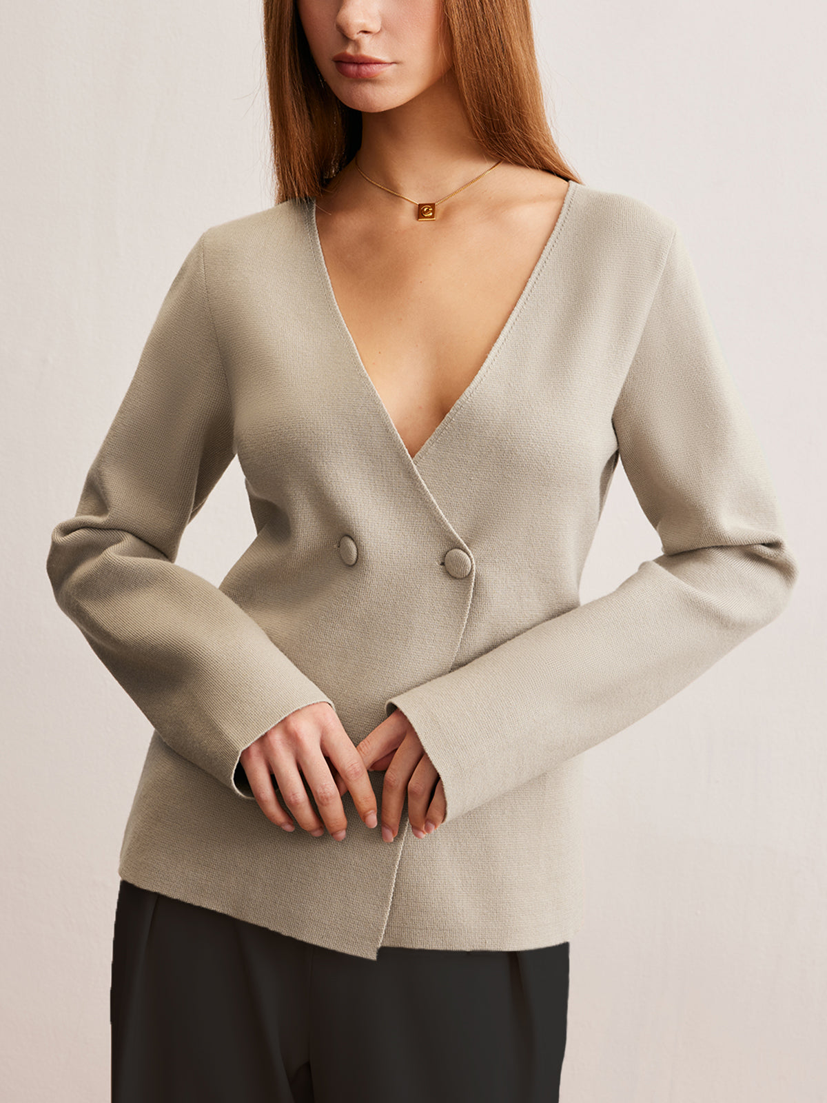 Clara | Eleganter V-Ausschnitt Cardigan