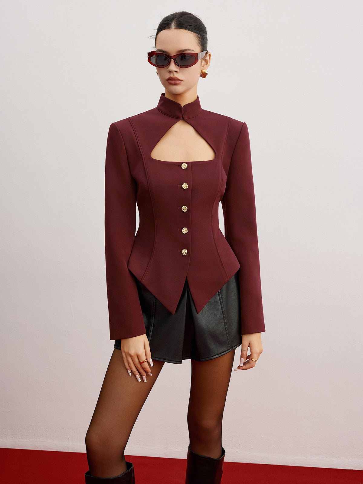 Clara | Cutout Slim Blazer mit Schulterpolstern