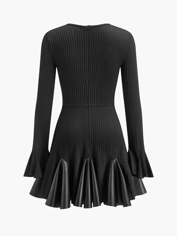 Lydia | Plissiertes Kunstlederkleid