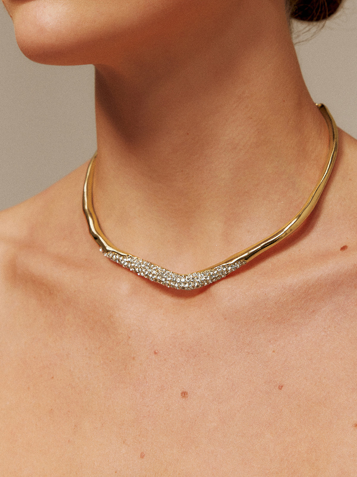 Mia | Irregular Ziron Choker Halskette