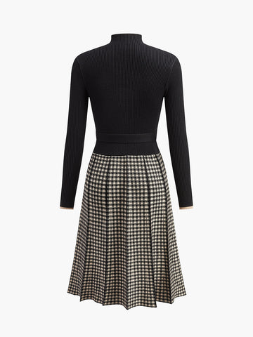Clara | Elegantes Pulloverkleid mit Gürtel und Karomuster