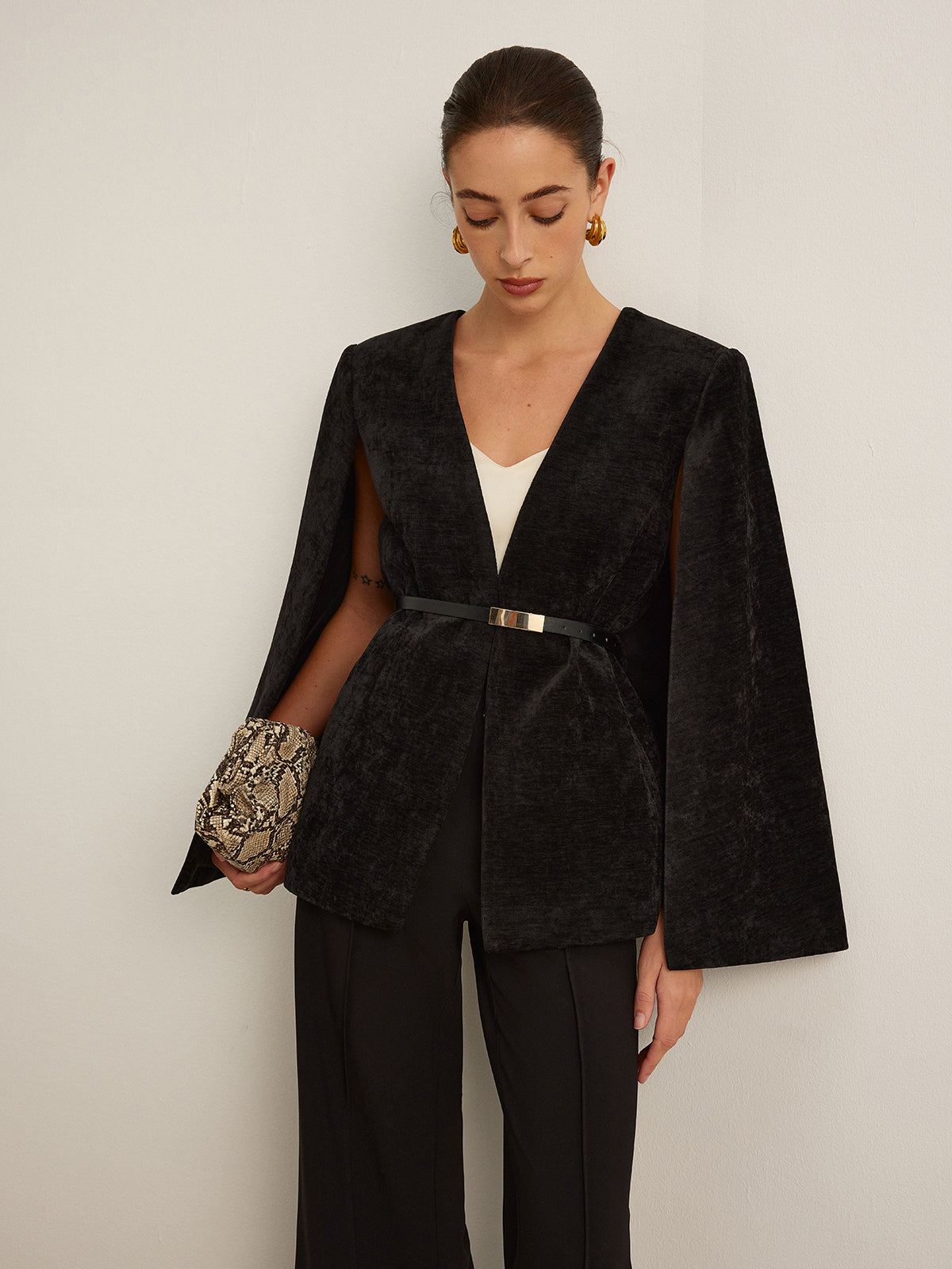 Clara | Edler Velvet Umhang