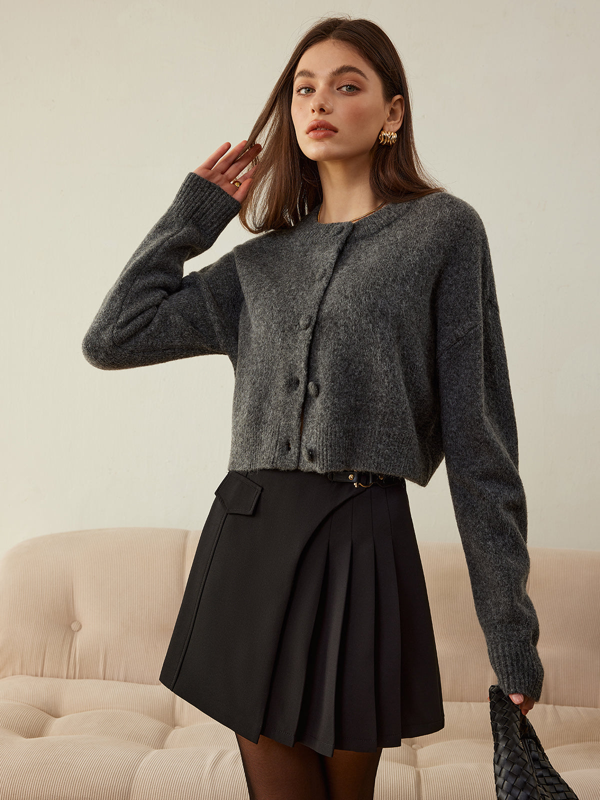 Clara | Vielseitiger Knopf-Short-Cardigan