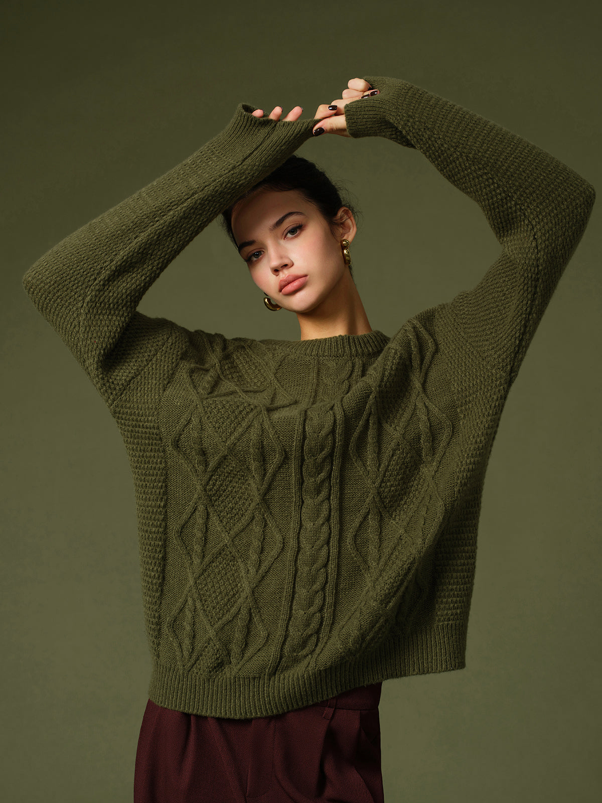 Leni | Lässiger Rundhals-Pullover mit Twist