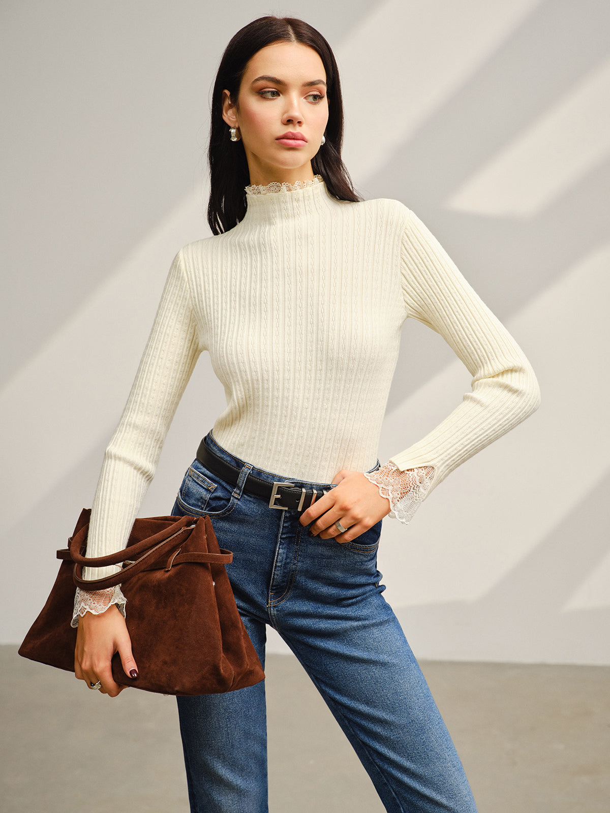 Anna | Eleganter Pullover mit Spitzenbesatz