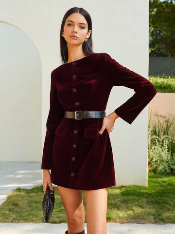 Emilia | Samtiges Knopfkleid mit Gürtel