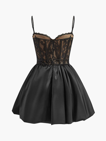 Marie | Gefälteltes Satin-Saum Spitzen-Cami Kleid