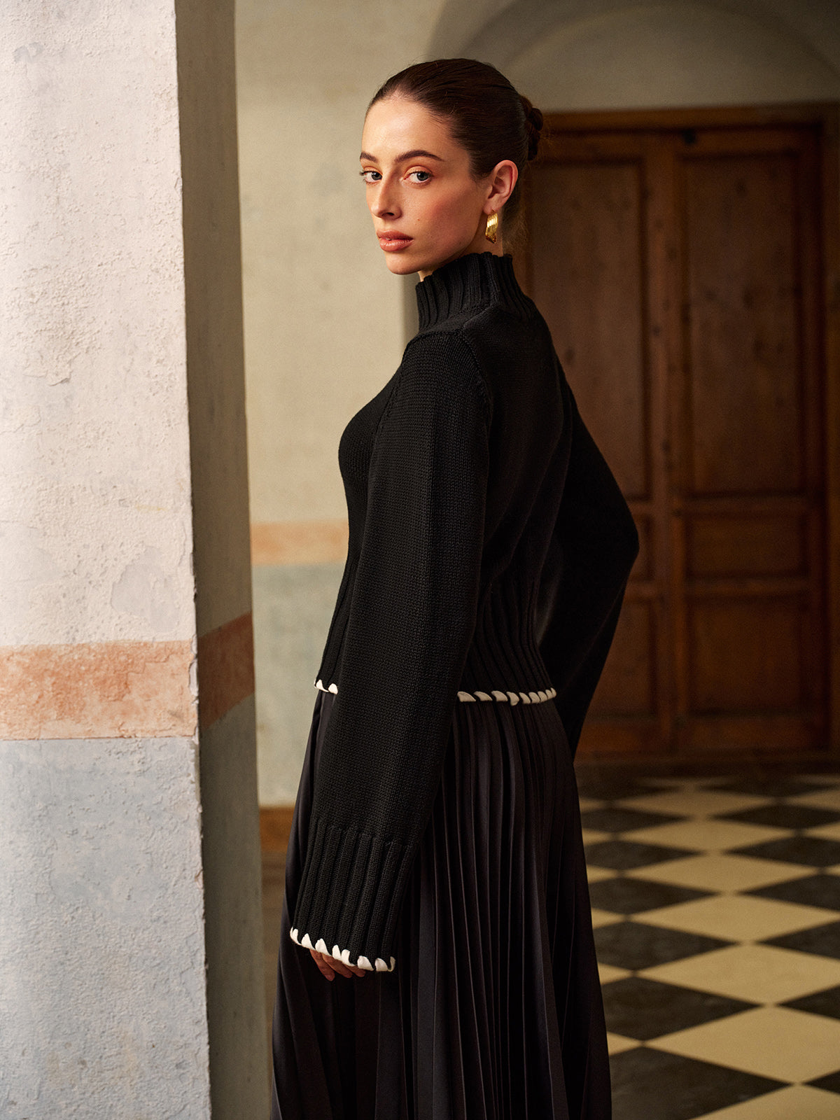 Emilia | Stilvolles Stricktop mit Kontrastdetails