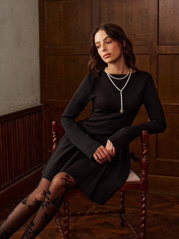 Clara | Elegantes Faltenkleid mit langen Ärmeln
