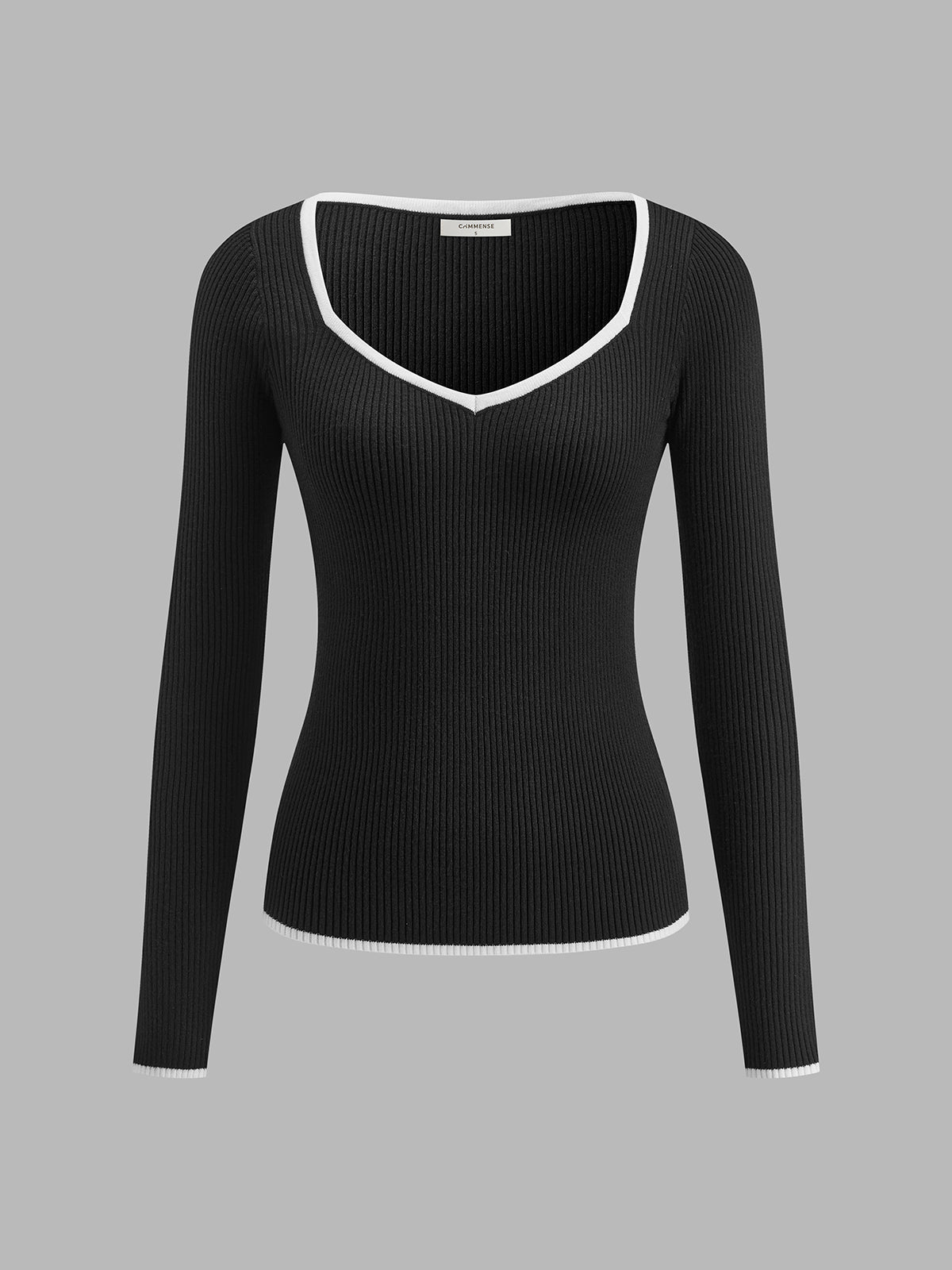 Clara | Verführerisches Stricktop mit Kontrastabschlüssen