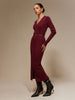 Eleganz | Tailliertes Langarmkleid mit V-Ausschnitt und Gürtel