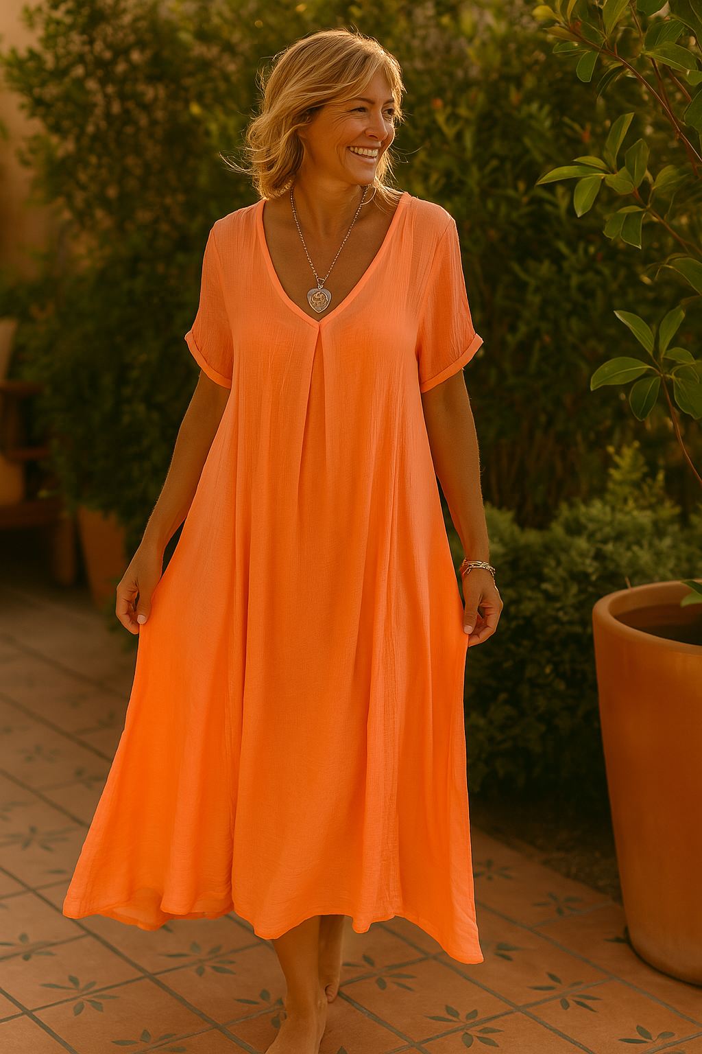 Mazikeen | Leichtes Maxikleid mit V-Ausschnitt für Damen