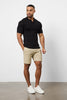 Trisha | Muskelbetonte Chino-Shorts in Stein