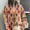 CLAUDIA™  | Gestrickte Rollkragenpullover mit geometrischem Karomuster