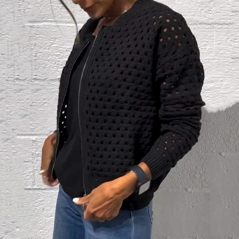 Jackie | Strickjacke für Damen mit Reißverschluss und Ausschnitten