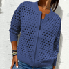 Jackie | Strickjacke für Damen mit Reißverschluss und Ausschnitten
