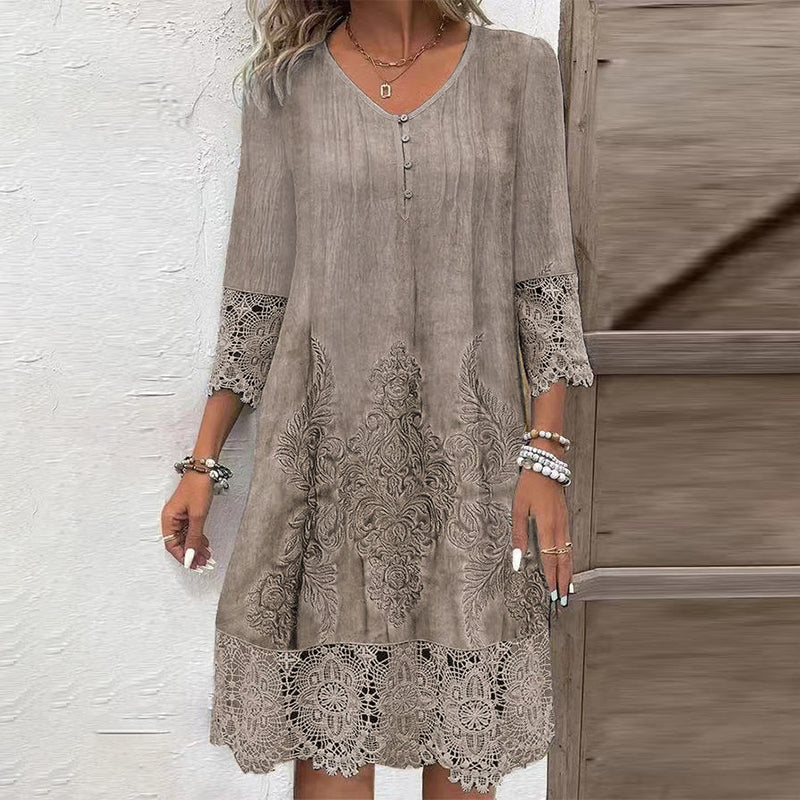 Kinzley | Elegantes Spitzenkleid mit halben Ärmeln und V-Ausschnitt für Damen