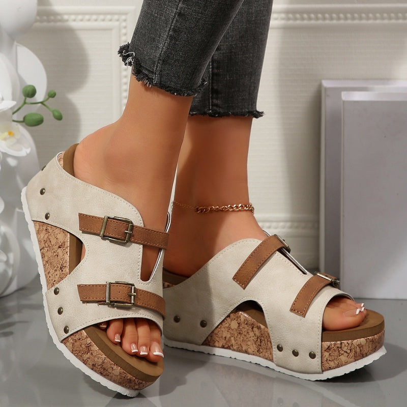 Adrienne | Modische Plateau-Sandalen mit Keilabsatz für Damen
