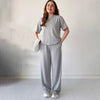 Rose | Lässiges Set aus Oberteil mit Rundhalsausschnitt und Hose mit Kordelzug